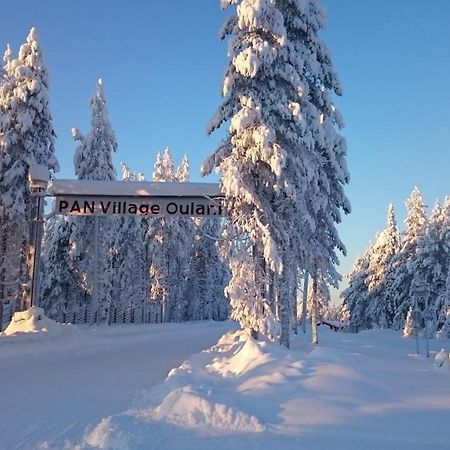 Sallainen Panvillage Bagian luar foto