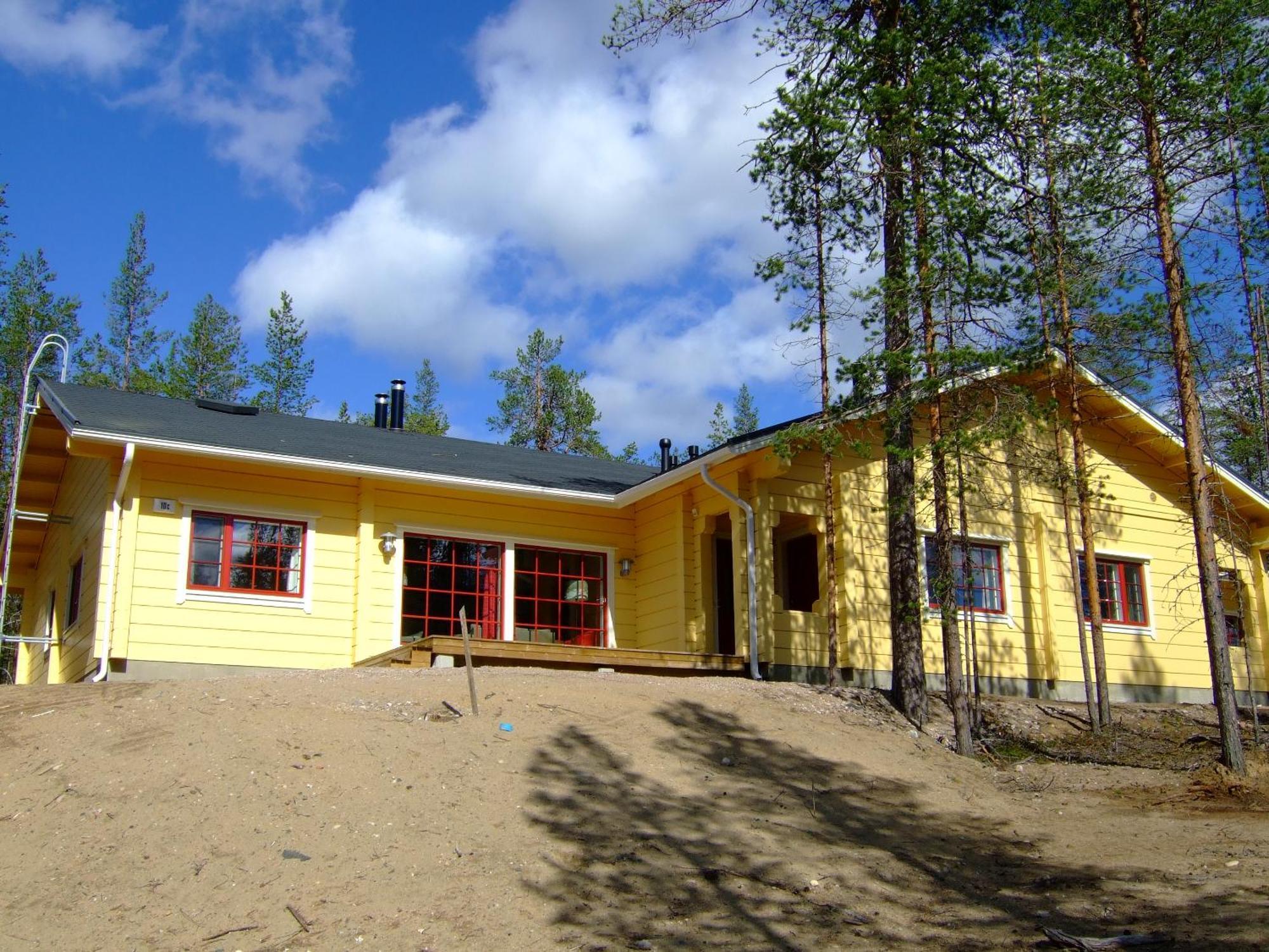 Sallainen Panvillage Bagian luar foto